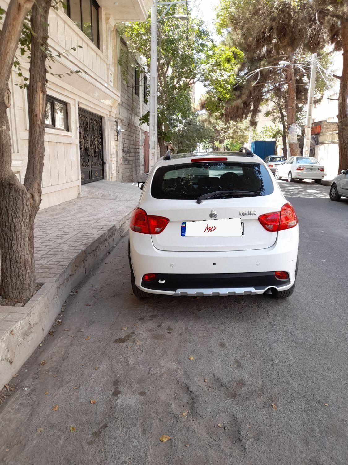 کوییک R دنده‌ای - 1399