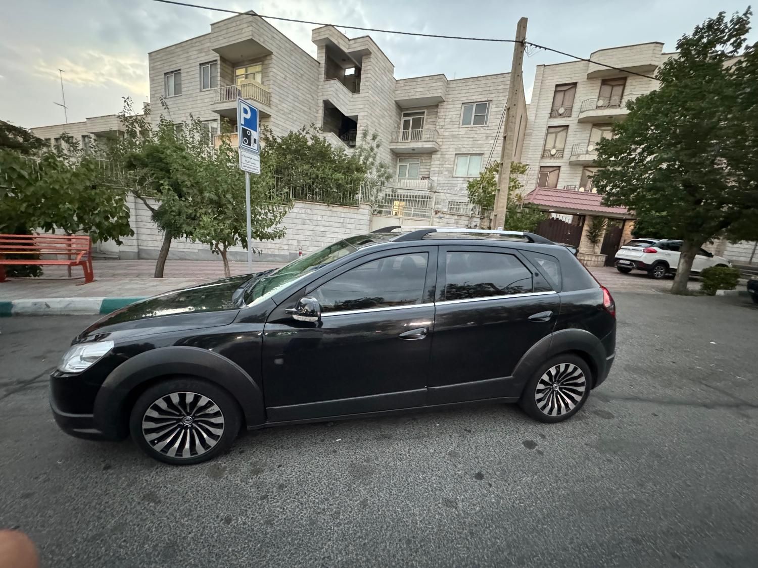 دانگ فنگ H30 کراس اتوماتیک - 1397