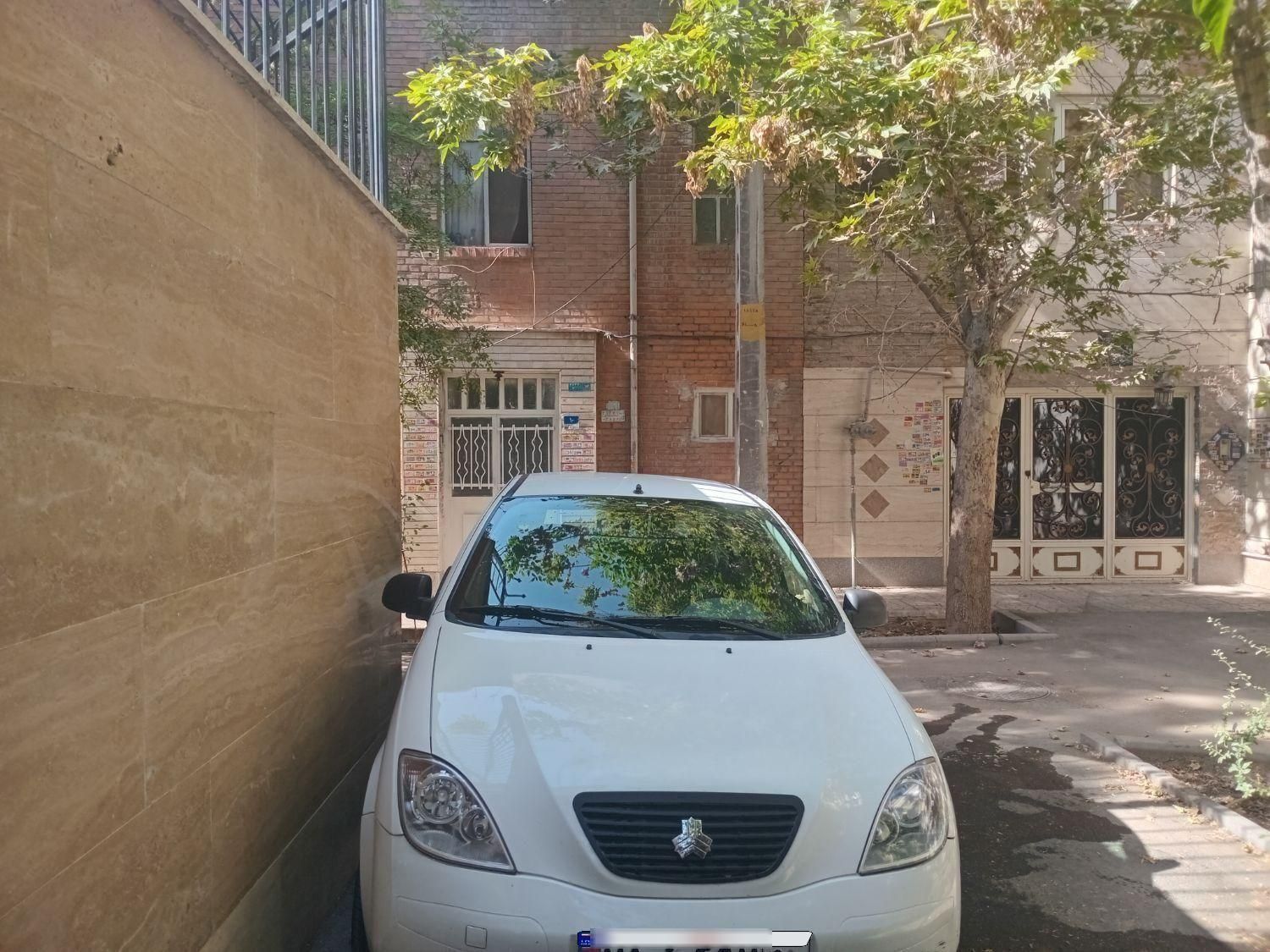 تیبا صندوق دار SX - 1398