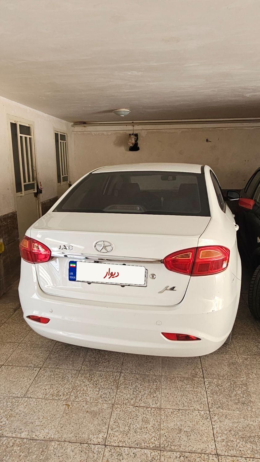 جک J4 اتوماتیک ساده - 1401