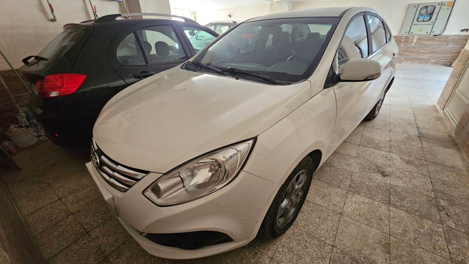 جک J4 اتوماتیک ساده - 1401