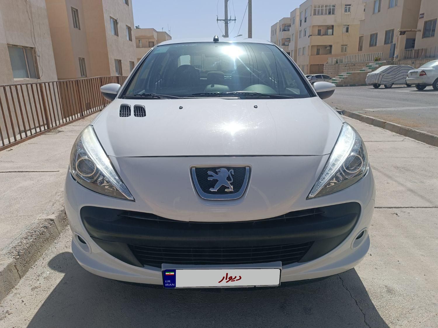 پژو ۲۰۷ صندوق دار اتوماتیک - 1399