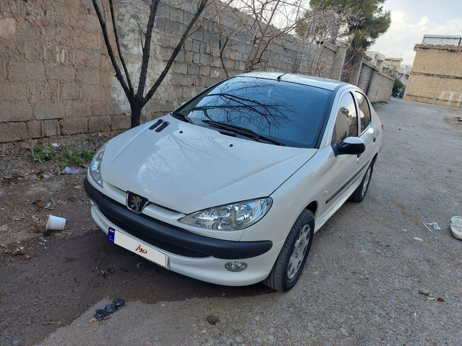 پژو ۲۰۶ صندوق دار v8 - 1394