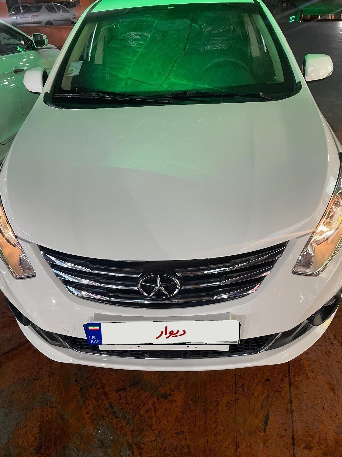 جک J4 اتوماتیک ساده - 1402