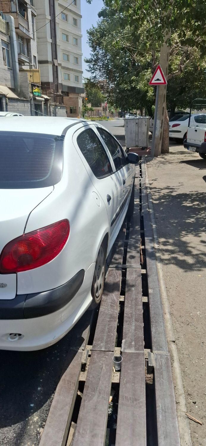 پژو ۲۰۶ صندوق دار v8 - 1398