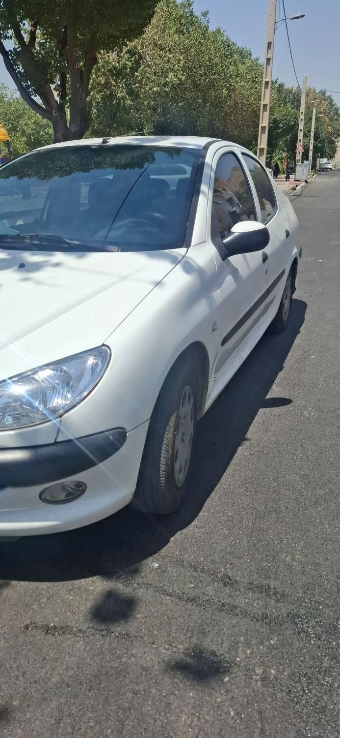 پژو ۲۰۶ صندوق دار v8 - 1398