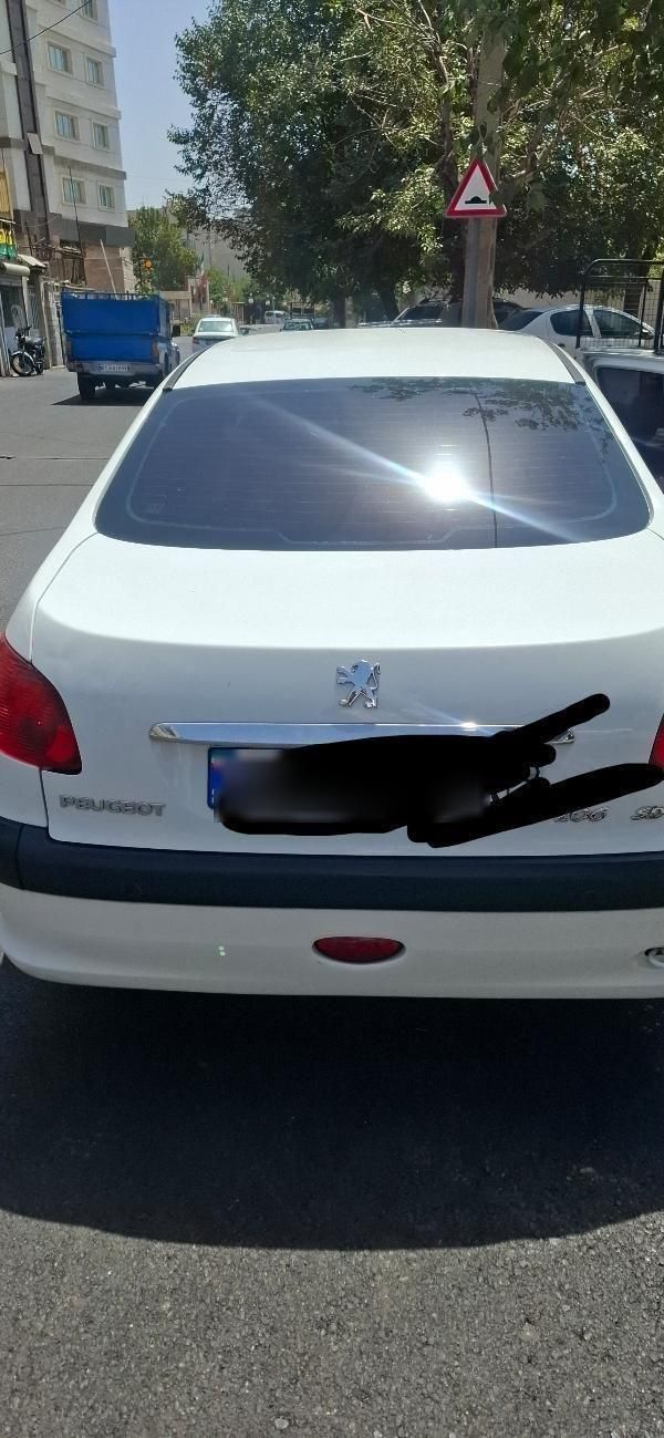 پژو ۲۰۶ صندوق دار v8 - 1398