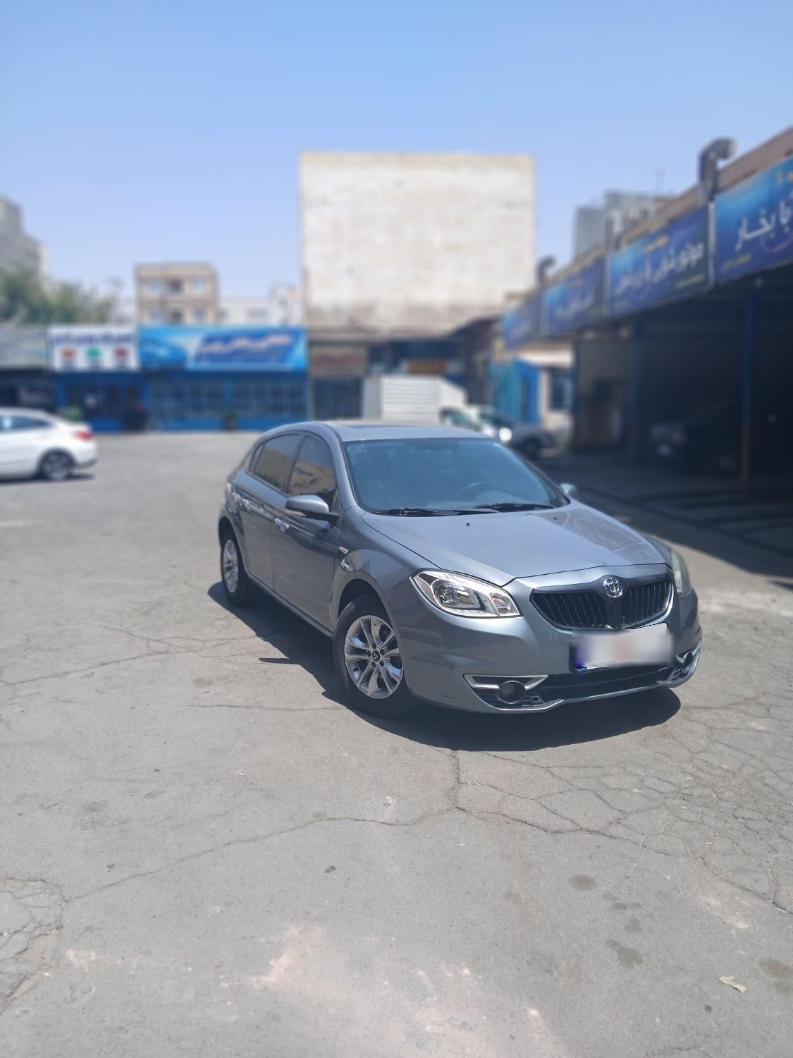 خودرو برلیانس، H320 آگهی ann_19552621