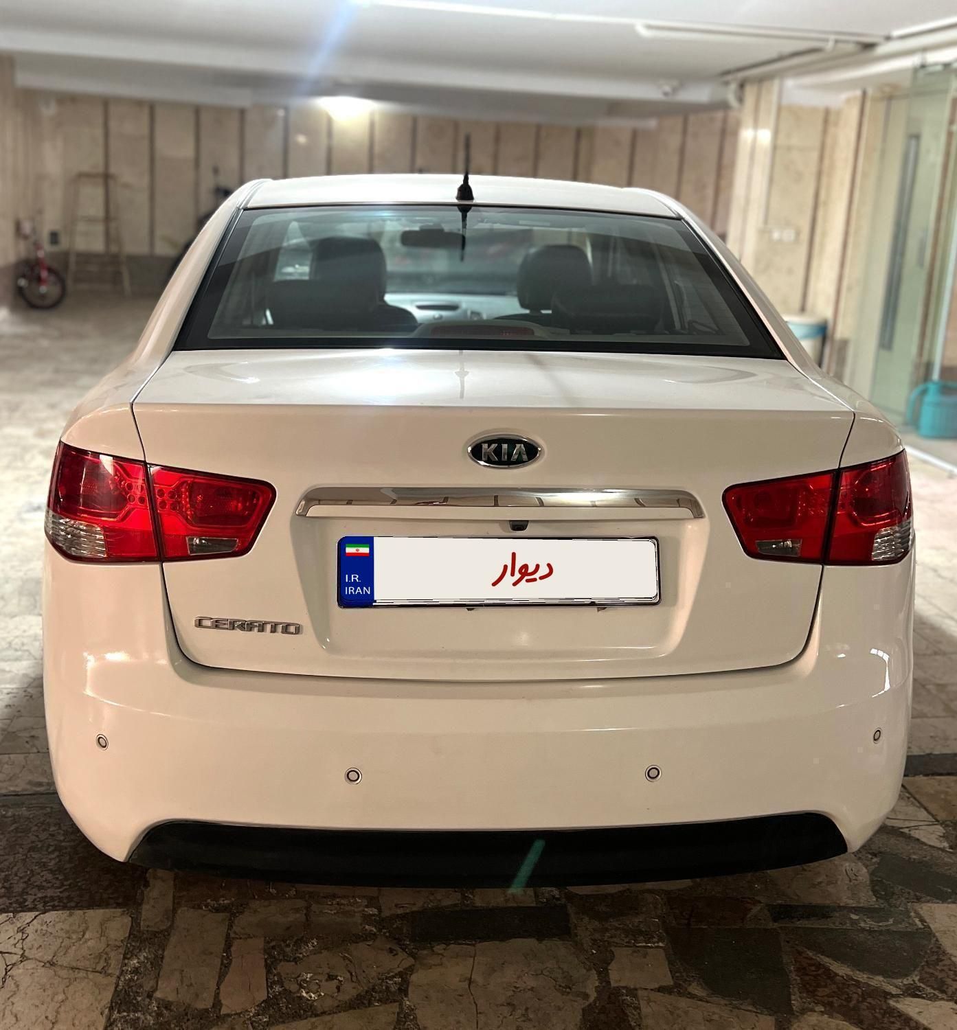 کیا سراتو 2.0 لیتر اتوماتیک GT لاین - 2017