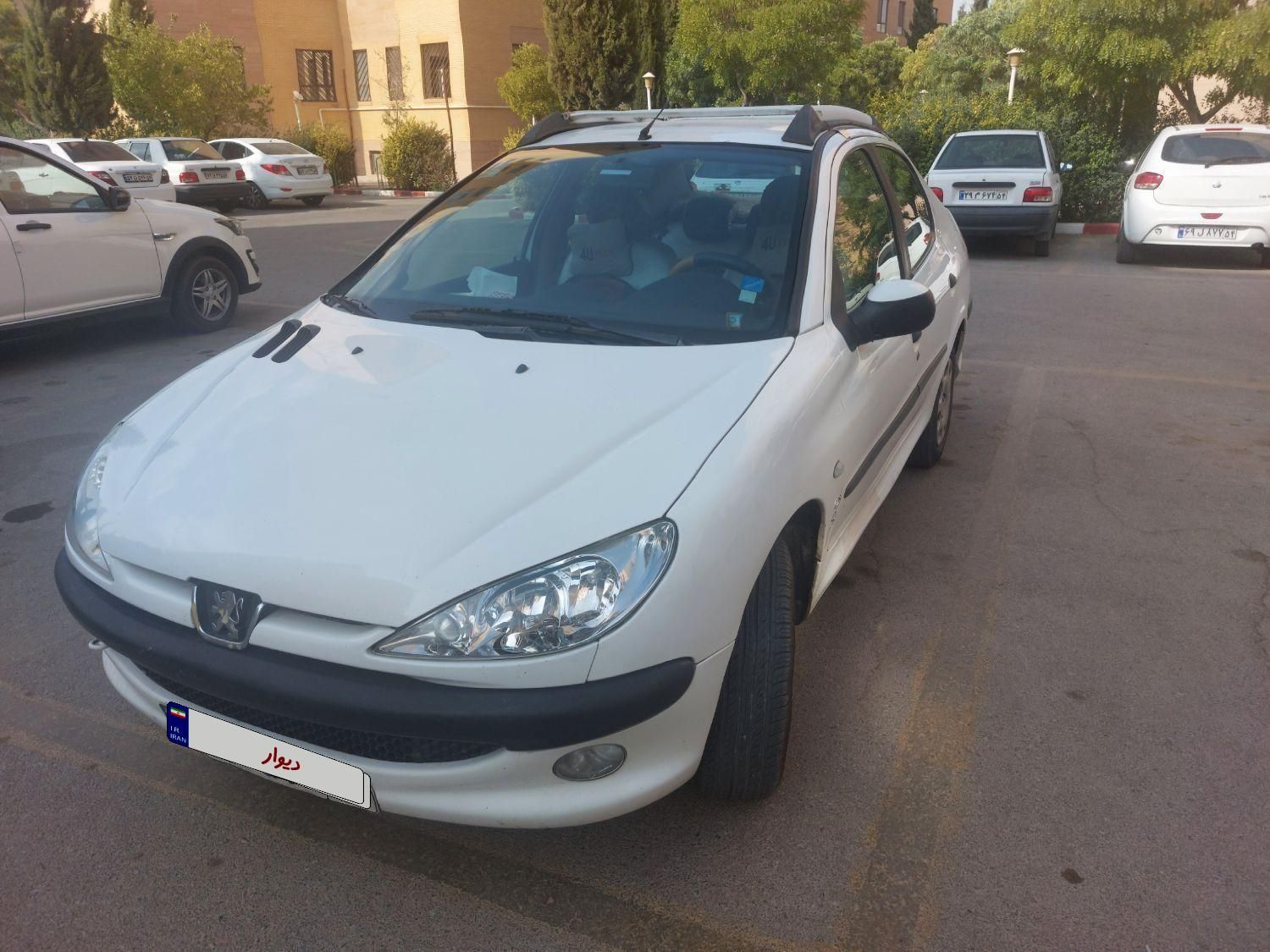 پژو ۲۰۶ صندوق دار v8 - 1391