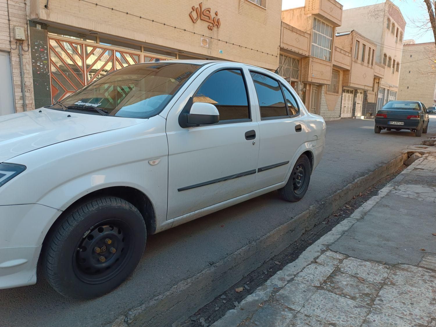 تیبا صندوق دار SX - 1399