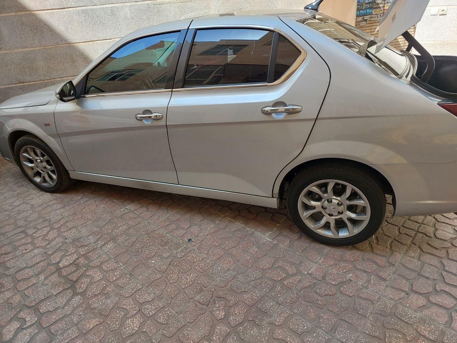 دنا پلاس توربو اتوماتیک - 1400