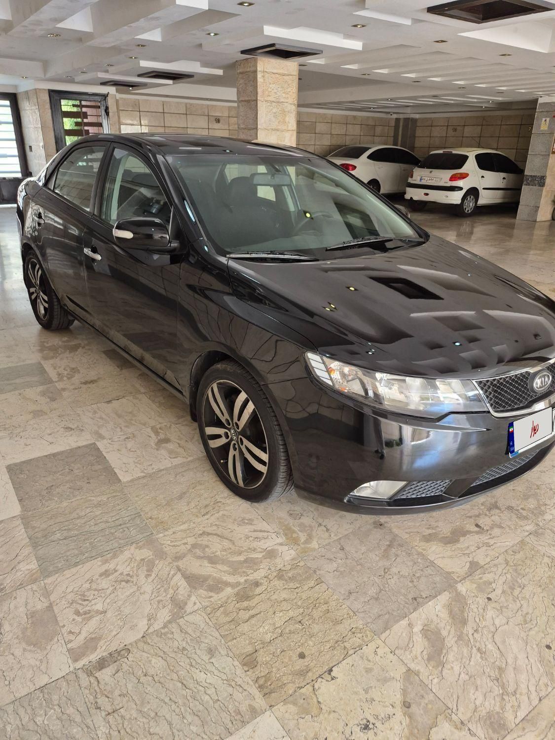 کیا سراتو 2.0 لیتر اتوماتیک GT لاین - 2010