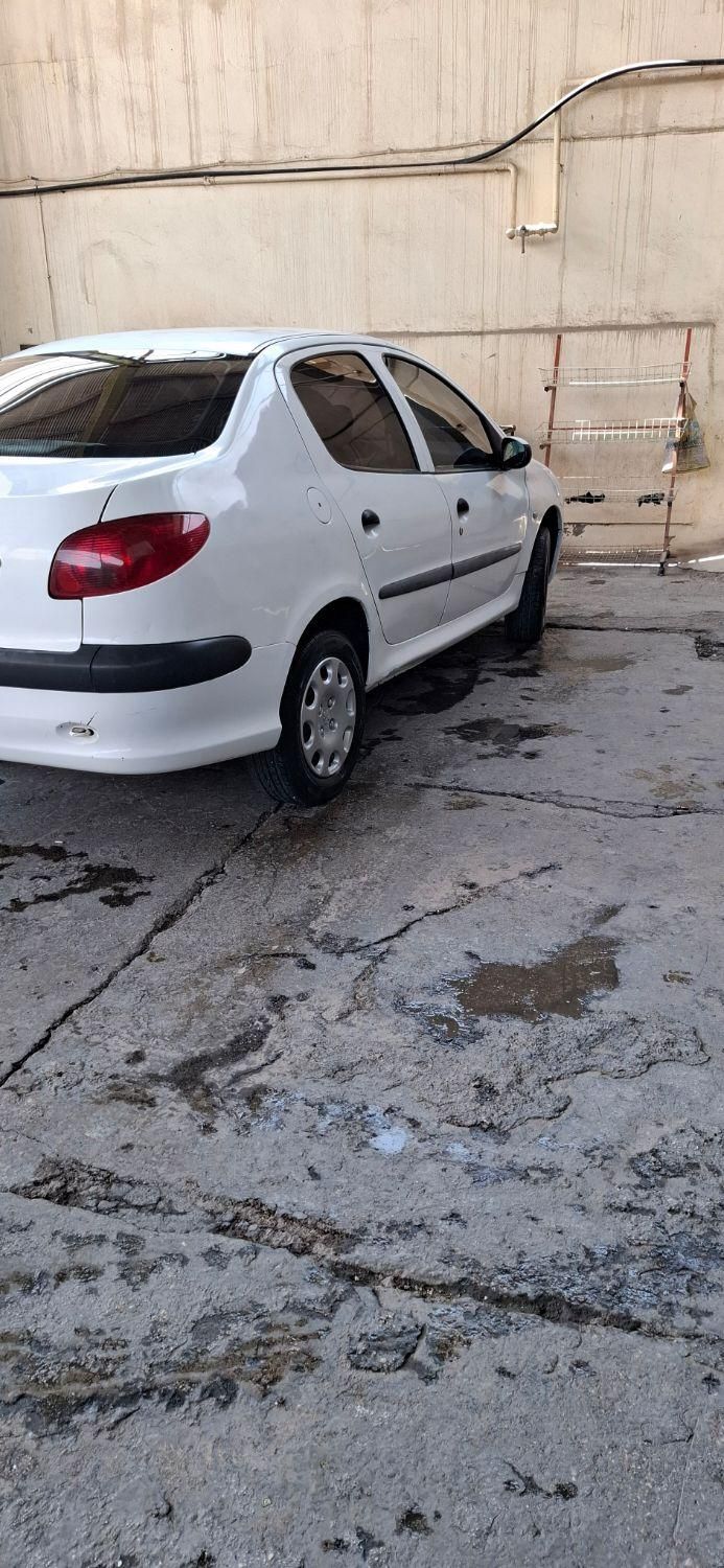 پژو ۲۰۶ صندوق دار v8 - 1389