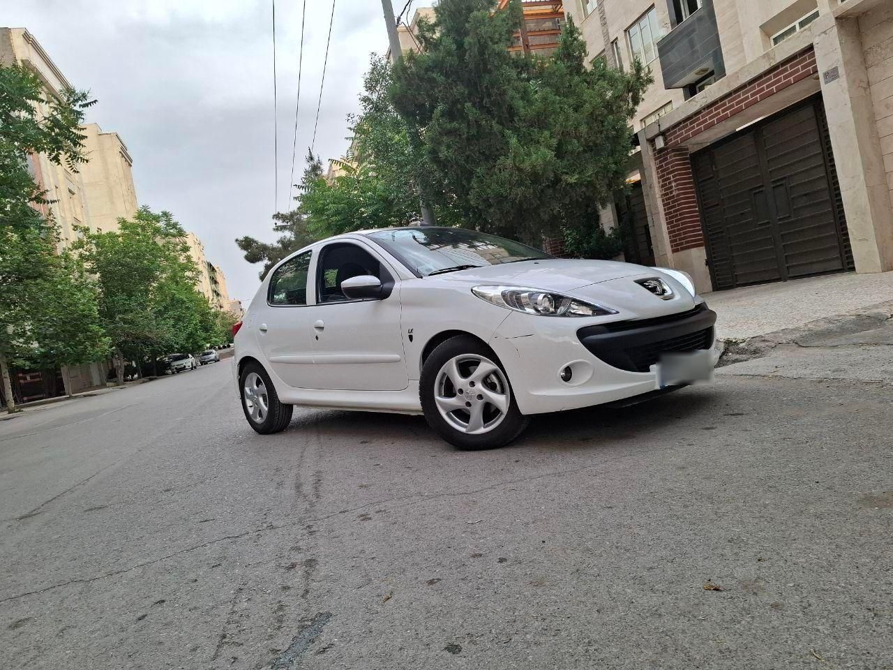 پژو 207 دنده‌ای فرمان هیدرولیک - 1403