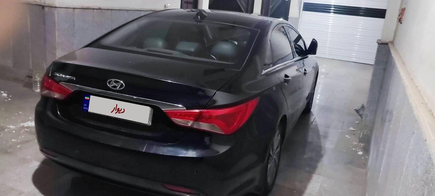 هیوندای سوناتا فول YF - 2014