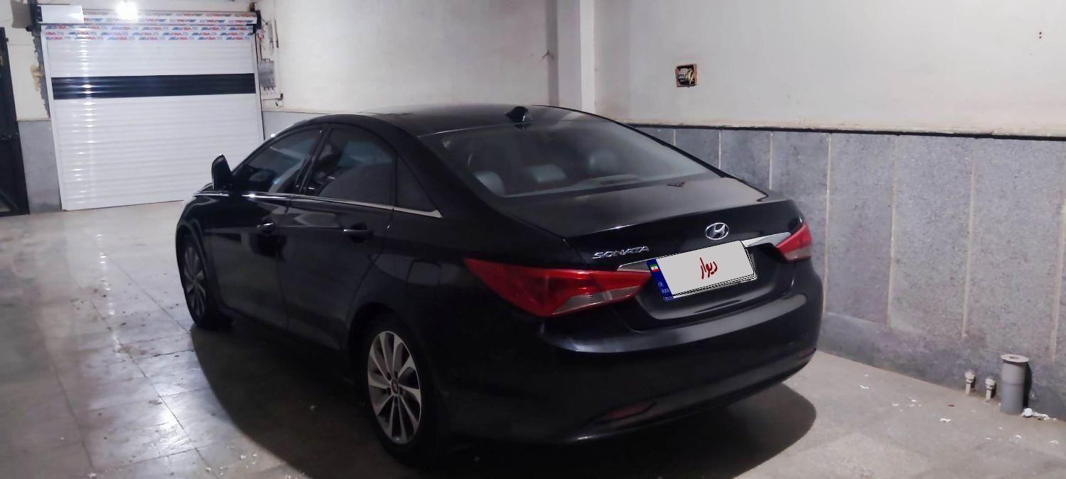 هیوندای سوناتا فول YF - 2014