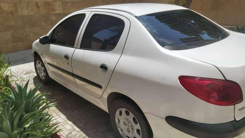 پژو ۲۰۶ صندوق دار v8 - 1397