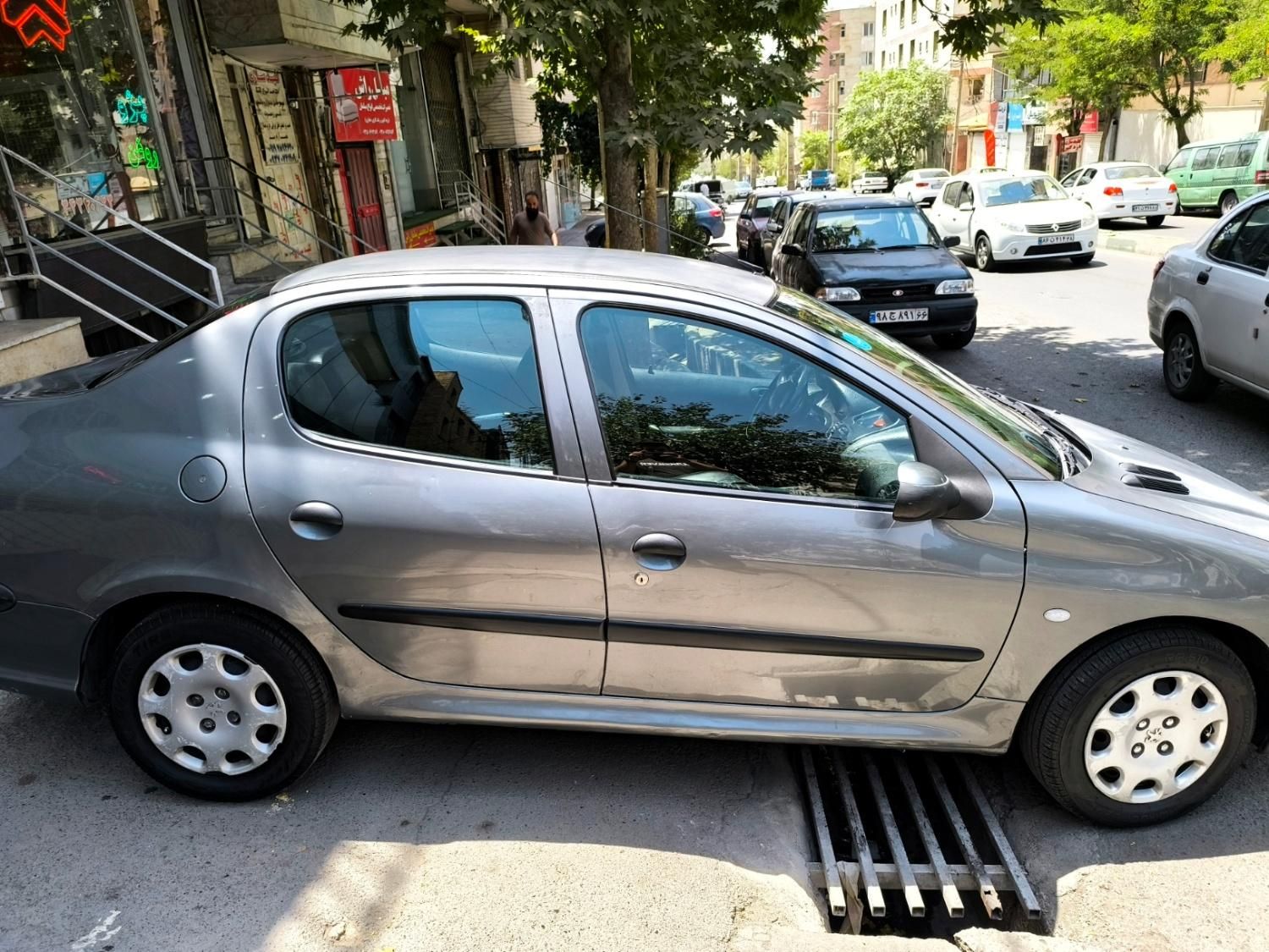 پژو ۲۰۶ صندوق دار v8 - 1385