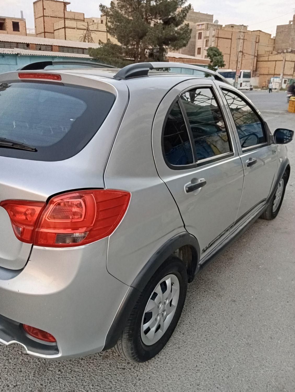کوییک R دنده‌ای - 1399