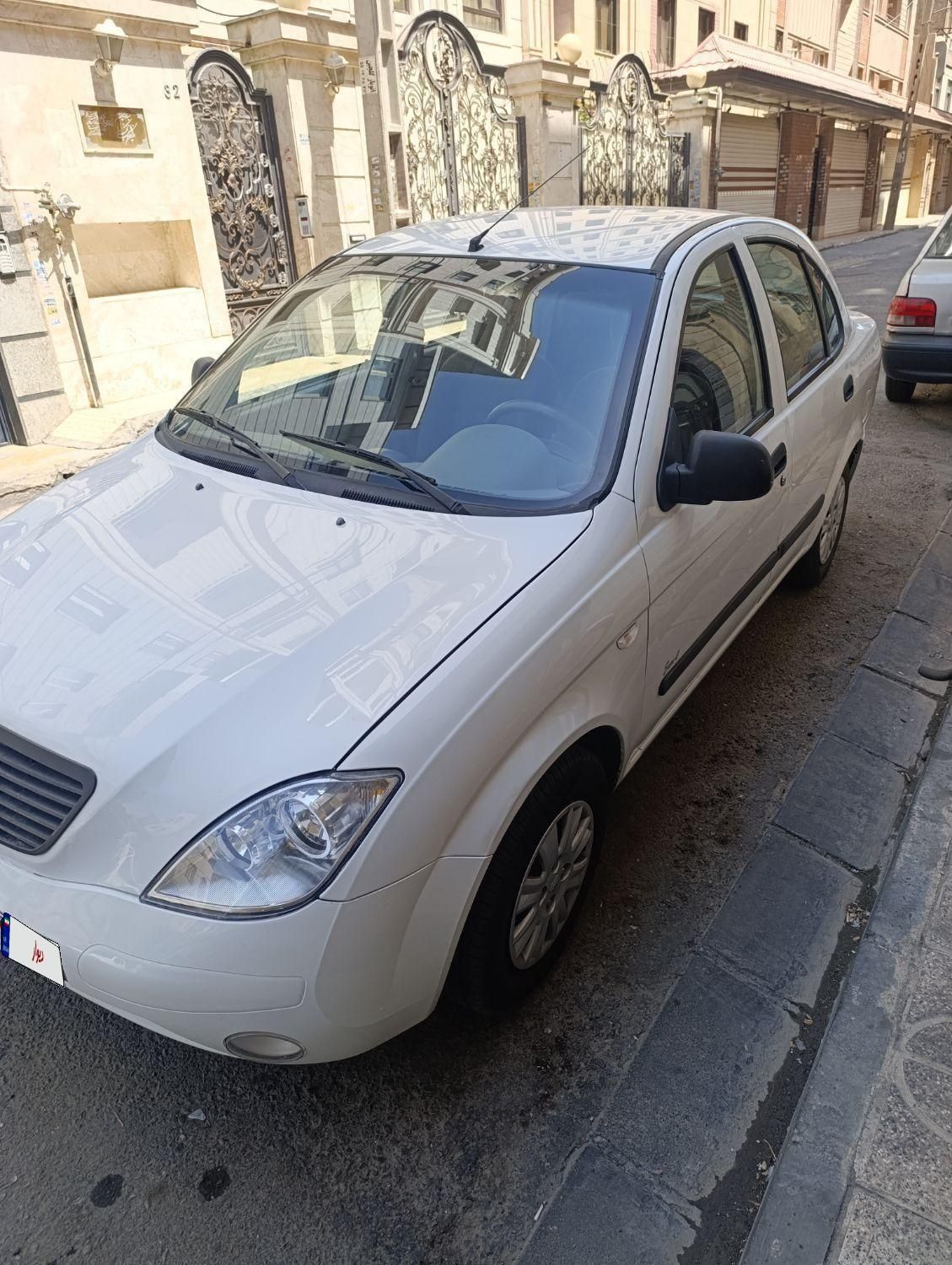 تیبا صندوق دار SX - 1393