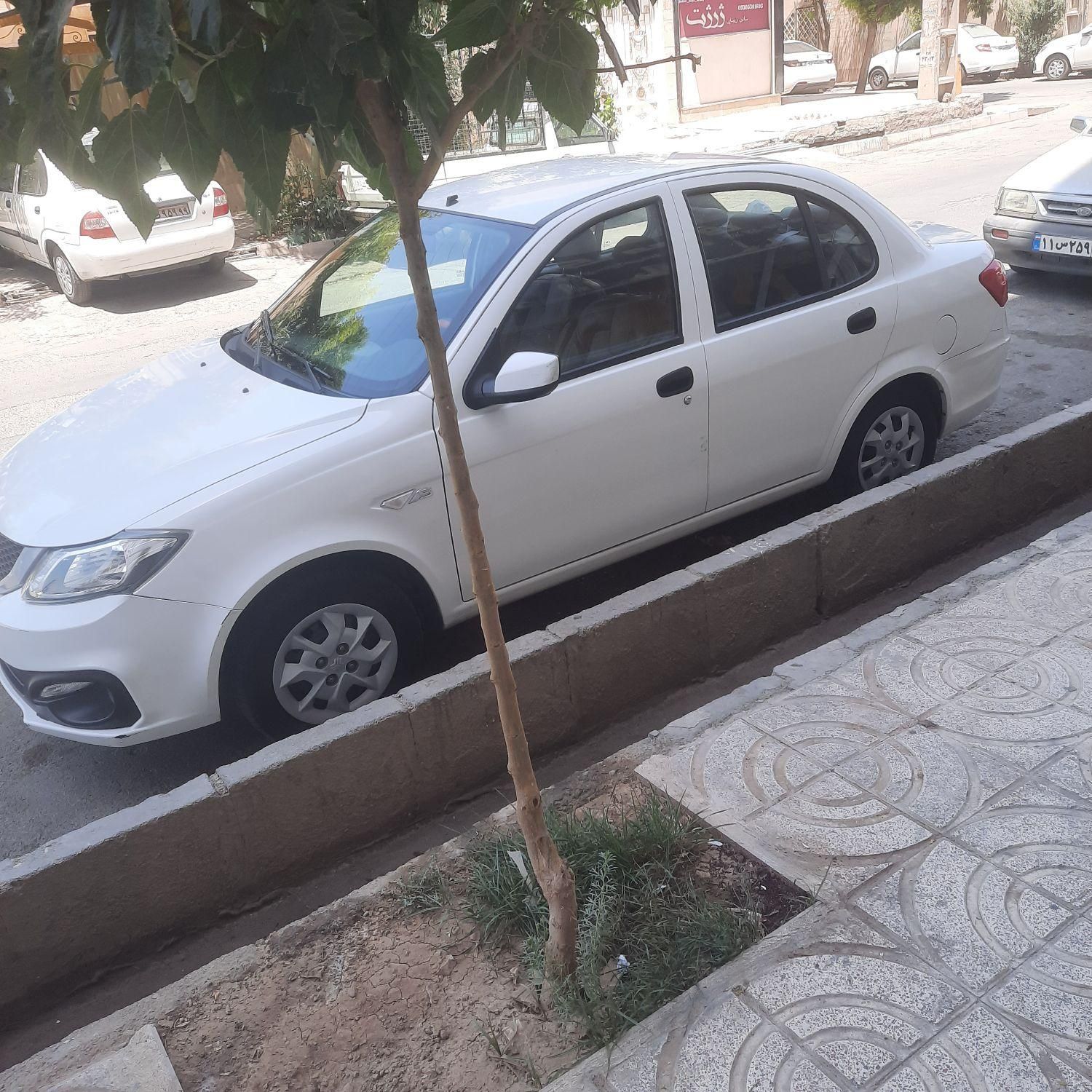 ساینا S دنده‌ای معمولی - 1401