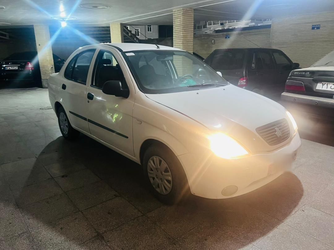 تیبا صندوق دار SX - 1399