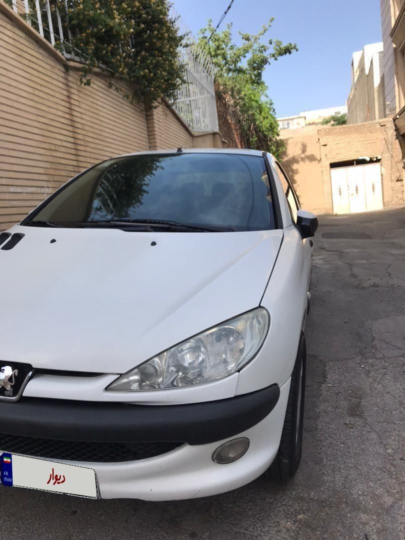 پژو ۲۰۶ صندوق دار v8 - 1393