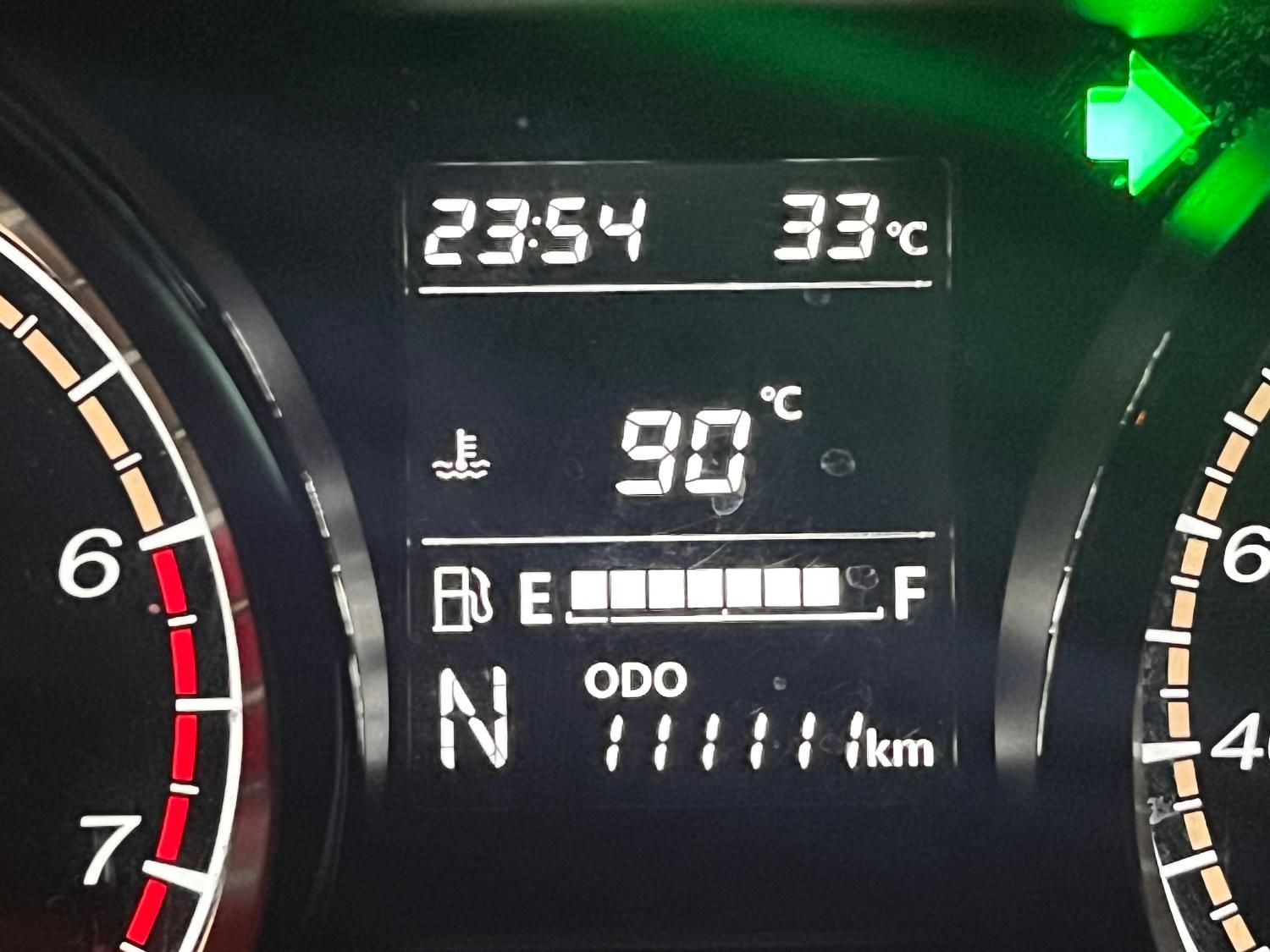 بسترن B30 اتوماتیک - 1397