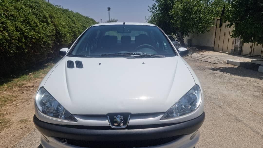 پژو ۲۰۶ صندوق دار v8 - 1394