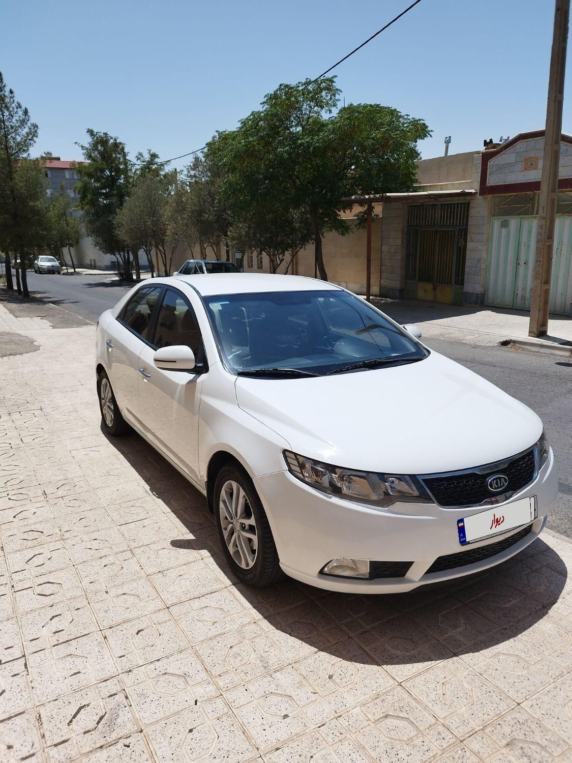 کیا سراتو 2.0 لیتر اتوماتیک GT لاین - 2014