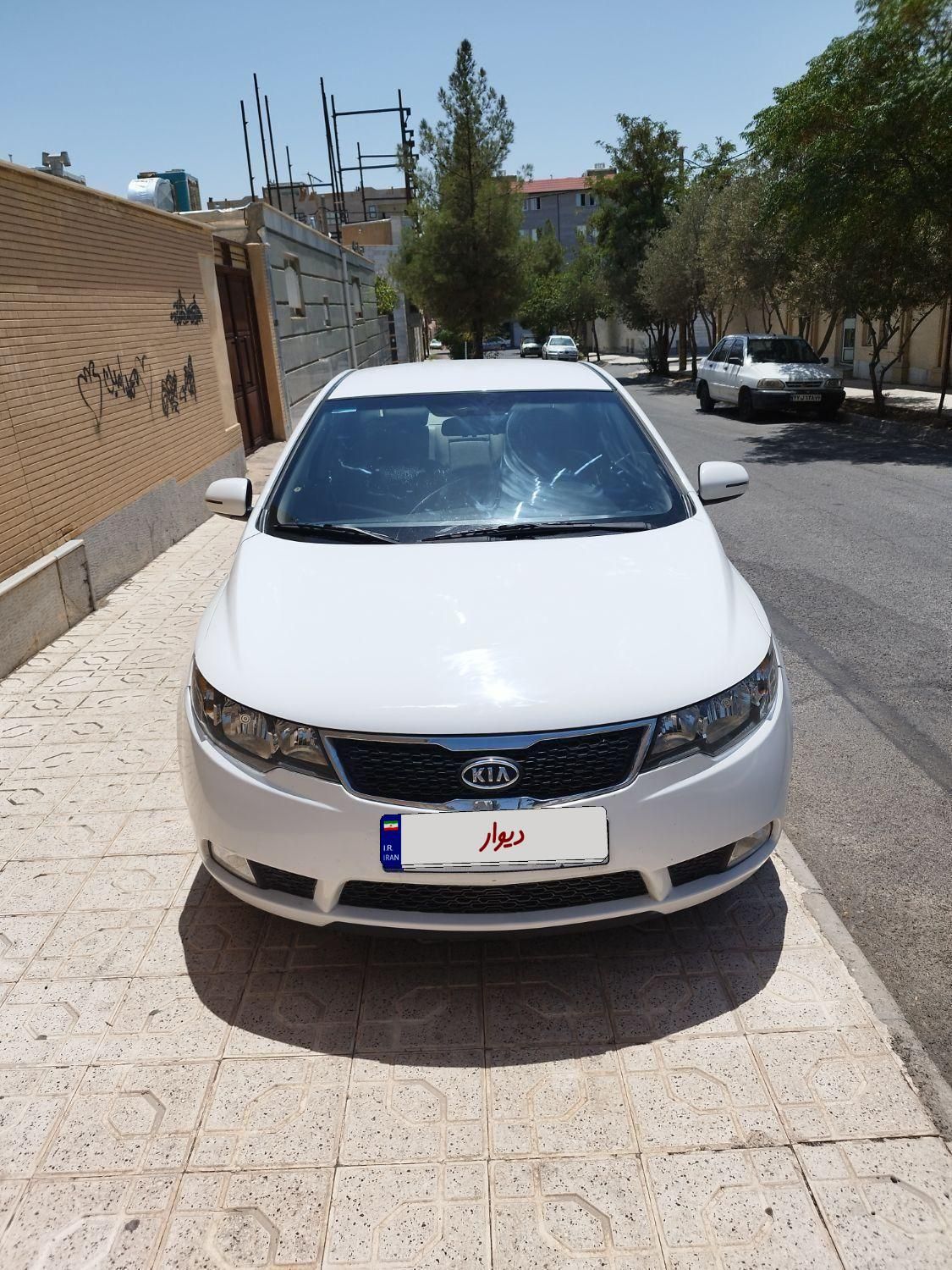 کیا سراتو 2.0 لیتر اتوماتیک GT لاین - 2014