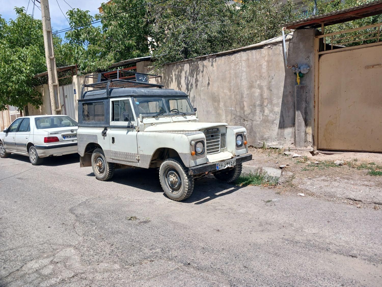 خودرو لندرور، سری (مونتاژ) آگهی ann_19553664