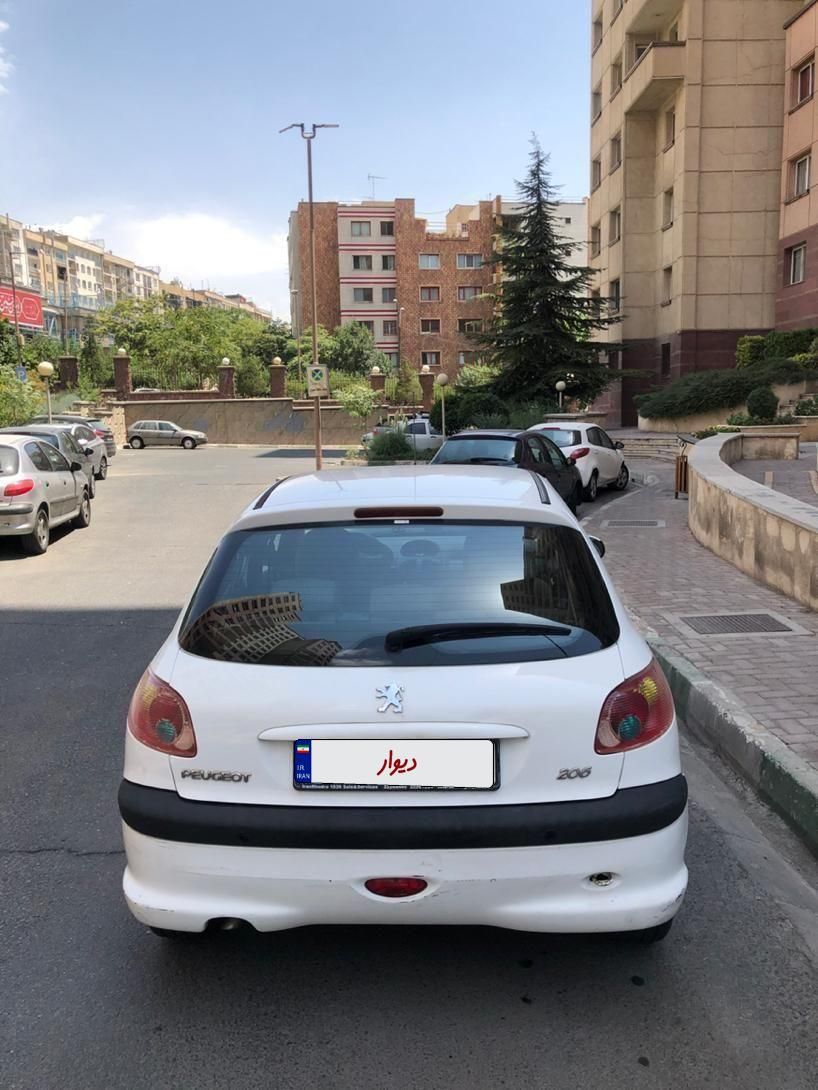 پژو 206 تیپ 5 - 1395