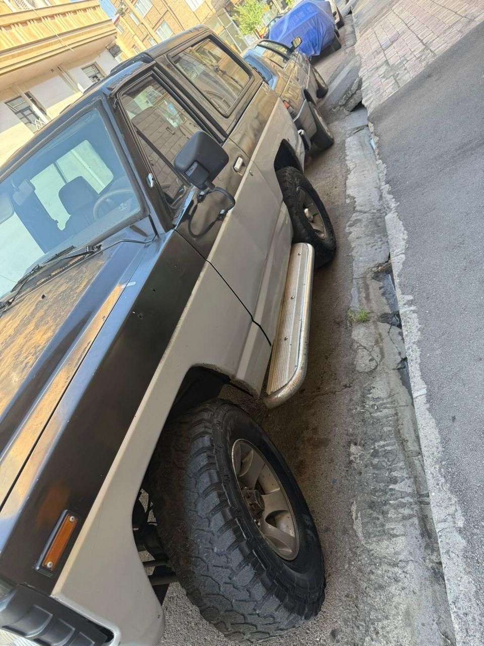 نیسان پاترول دو درب دنده‌ای - 1998
