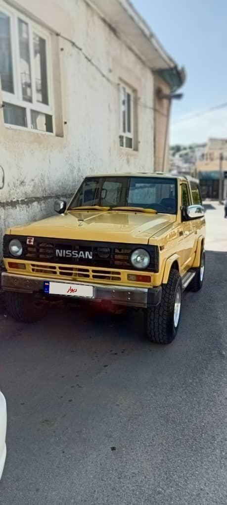 نیسان پاترول دو درب دنده‌ای - 1998