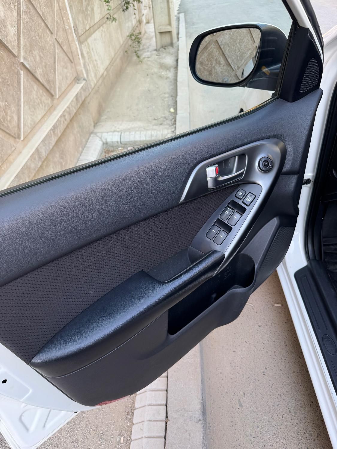 کیا سراتو 2.0 لیتر اتوماتیک GT لاین - 2010