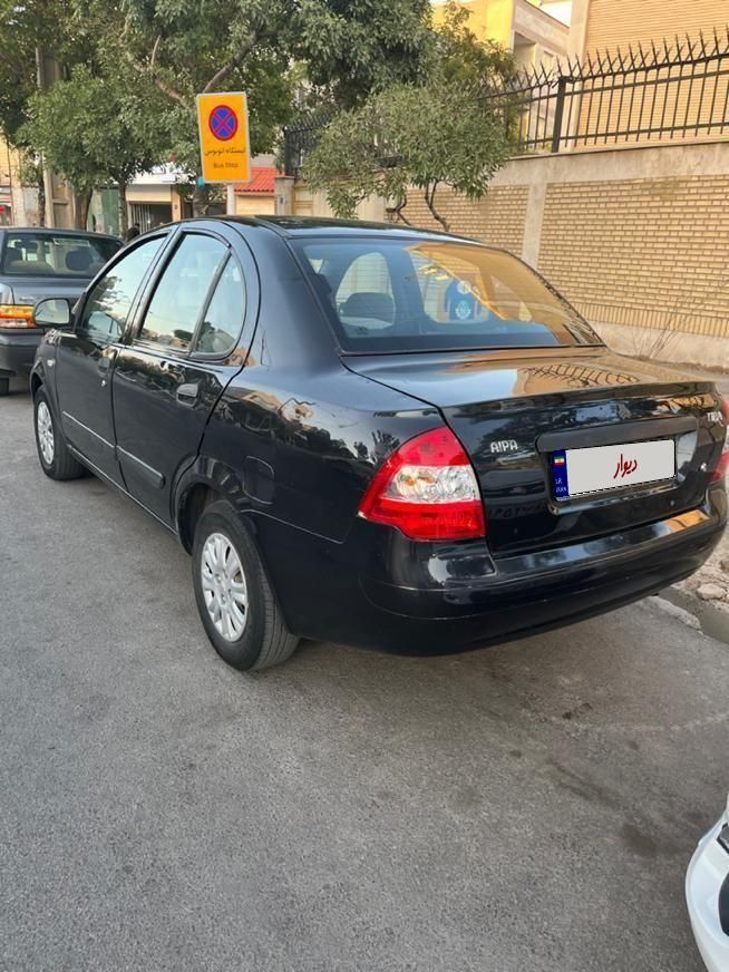 تیبا صندوق دار LX - 1391