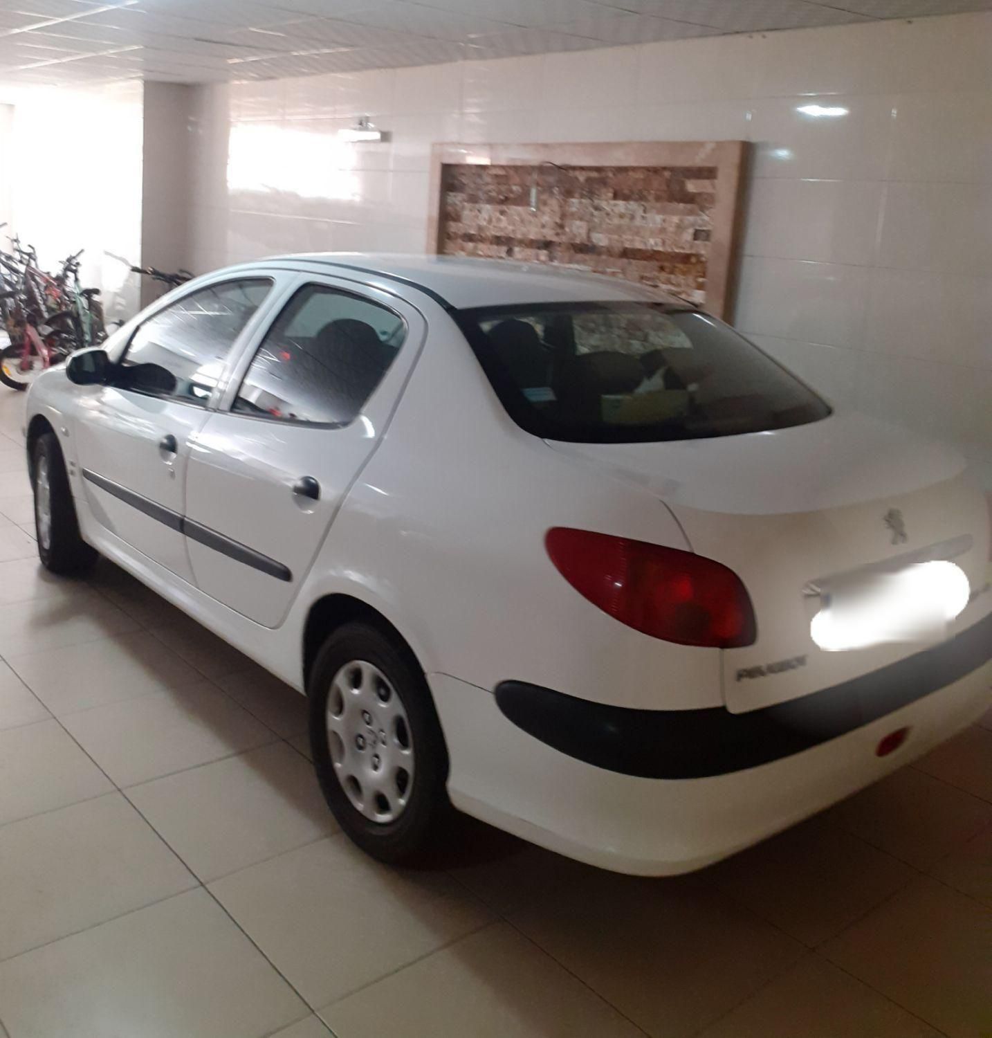 پژو ۲۰۶ صندوق دار v8 - 1395