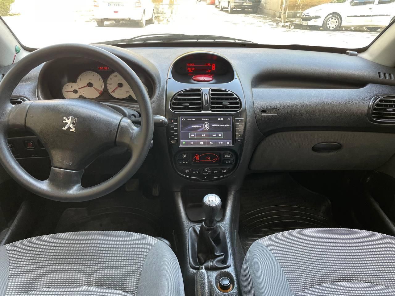 پژو ۲۰۶ صندوق دار v8 - 1395