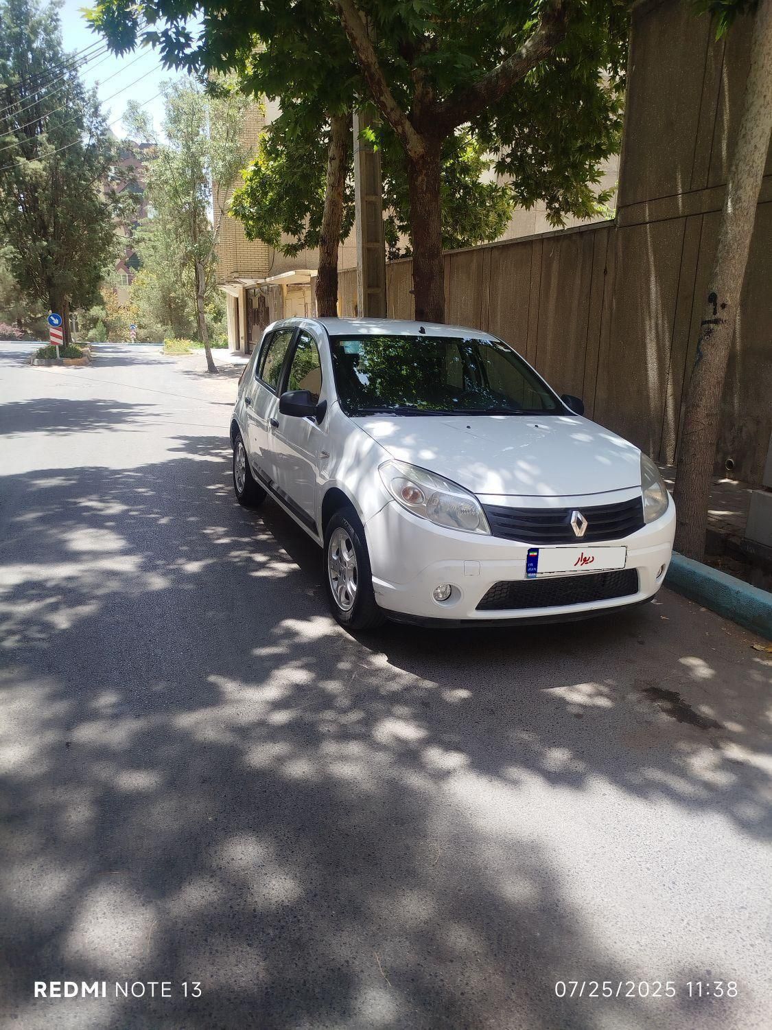 خودرو رنو، ساندرو آگهی ann_19554061