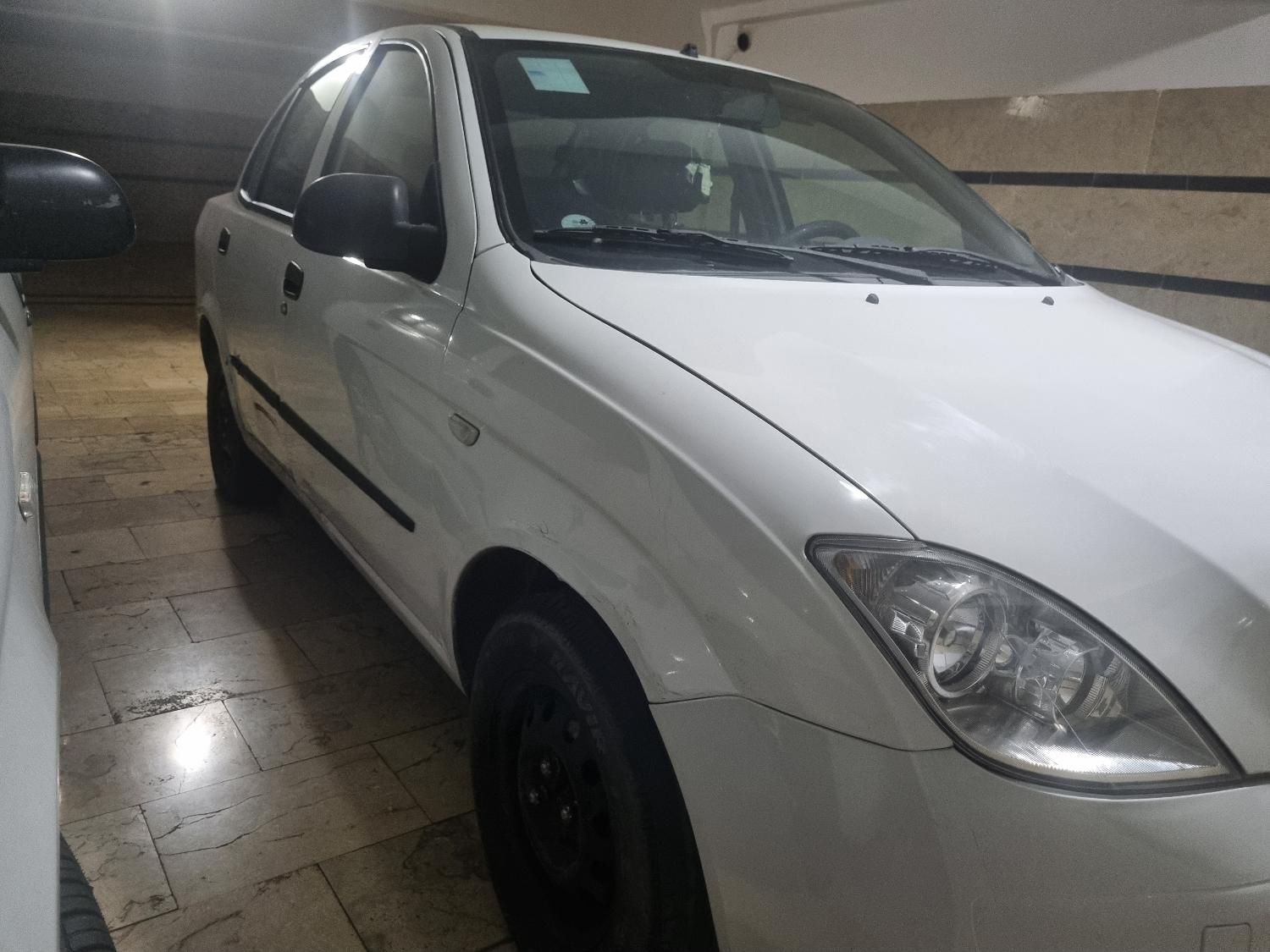 تیبا صندوق دار SX - 1400