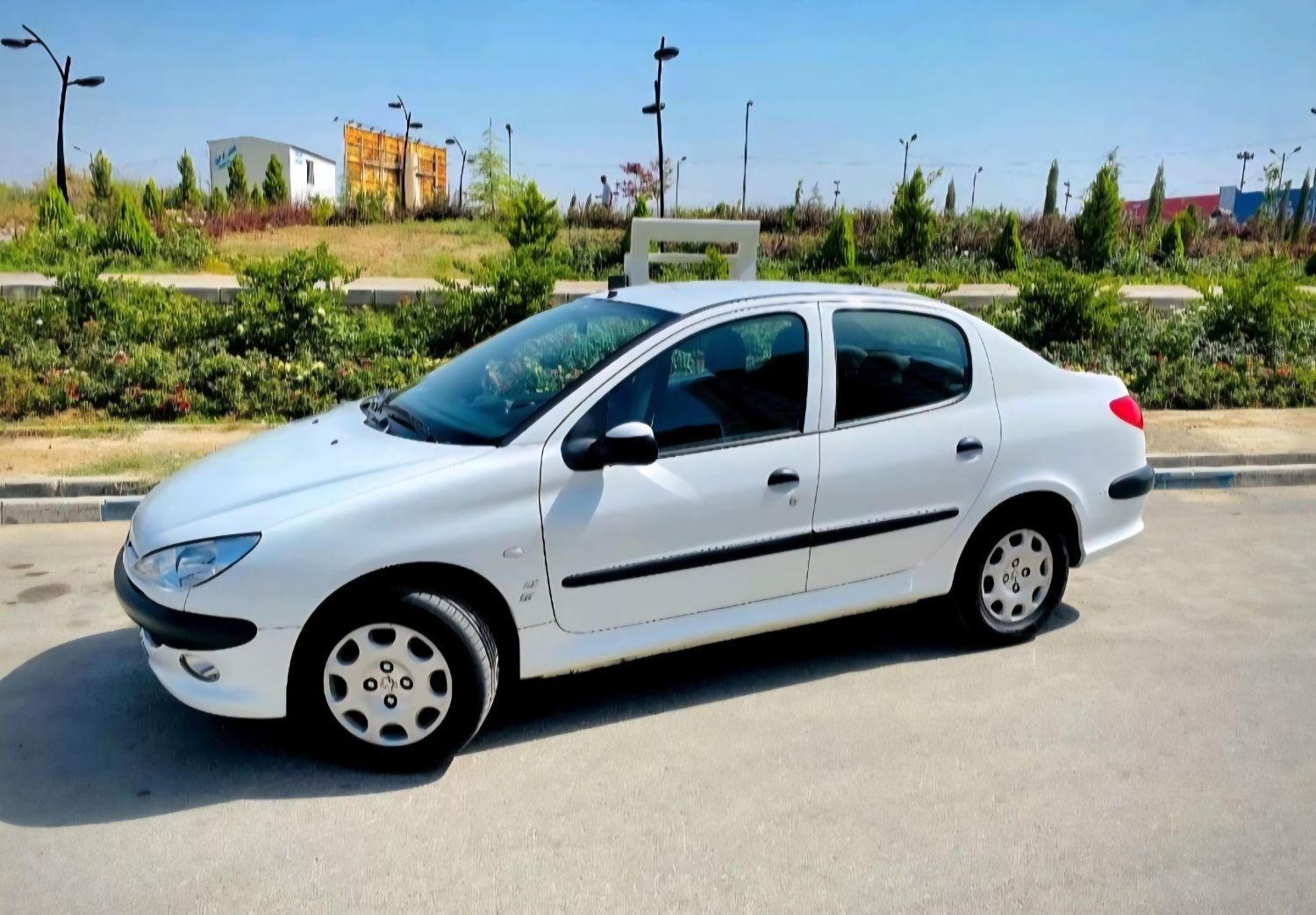 پژو ۲۰۶ صندوق دار v8 - 1397