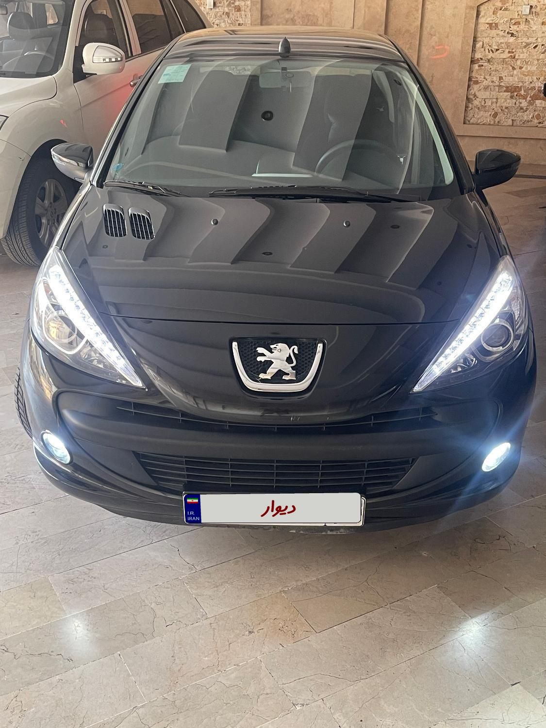 پژو ۲۰۷ صندوق دار اتوماتیک - 1397