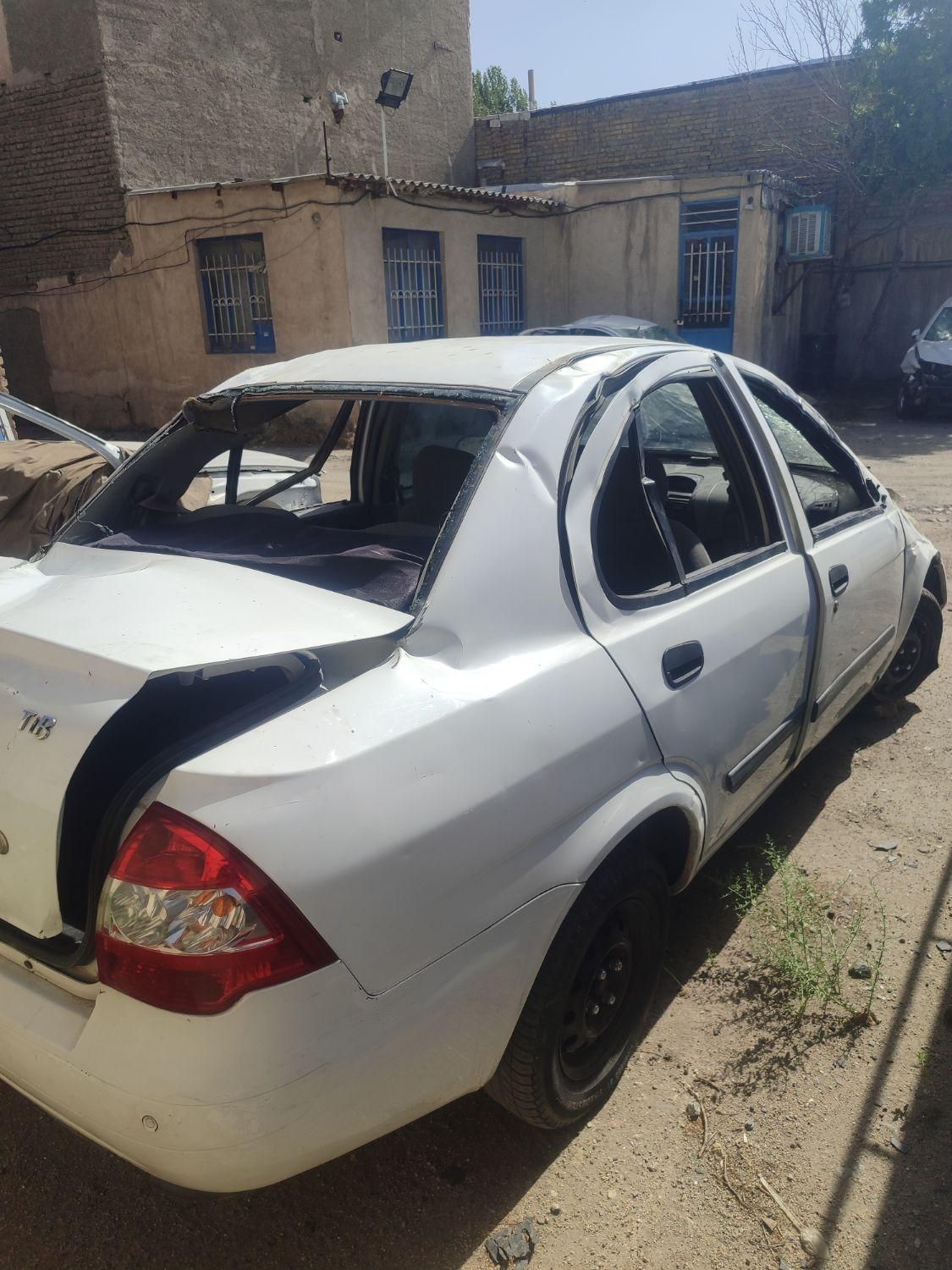 تیبا صندوق دار EX - 1393