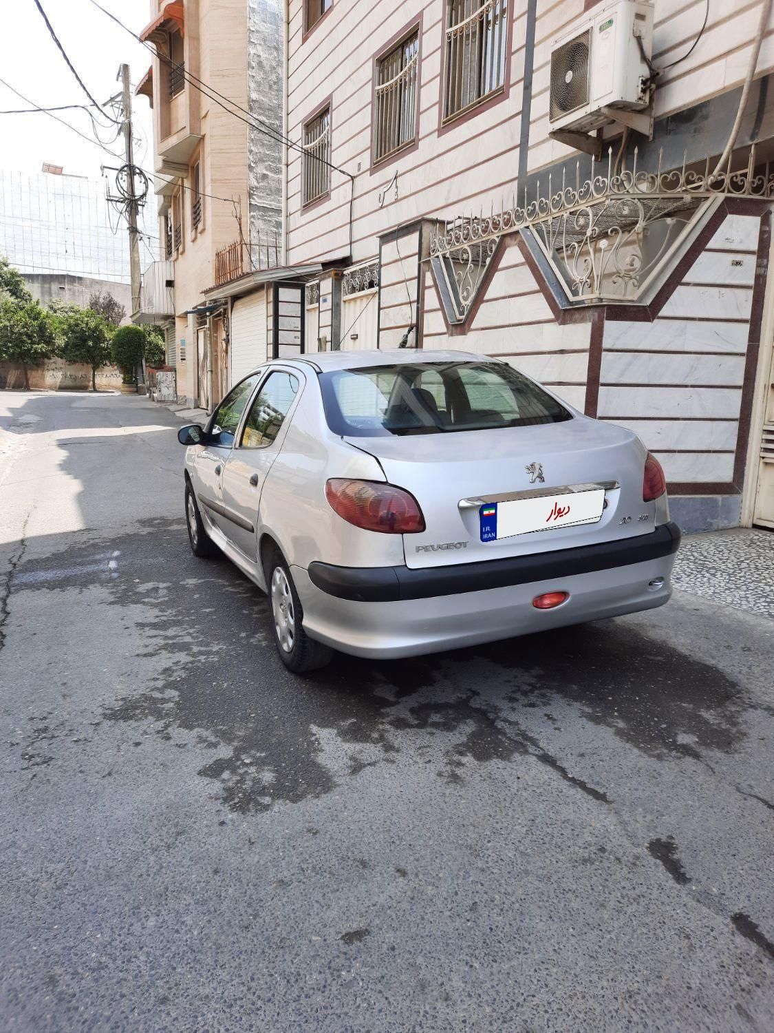 پژو ۲۰۶ صندوق دار v8 - 1386