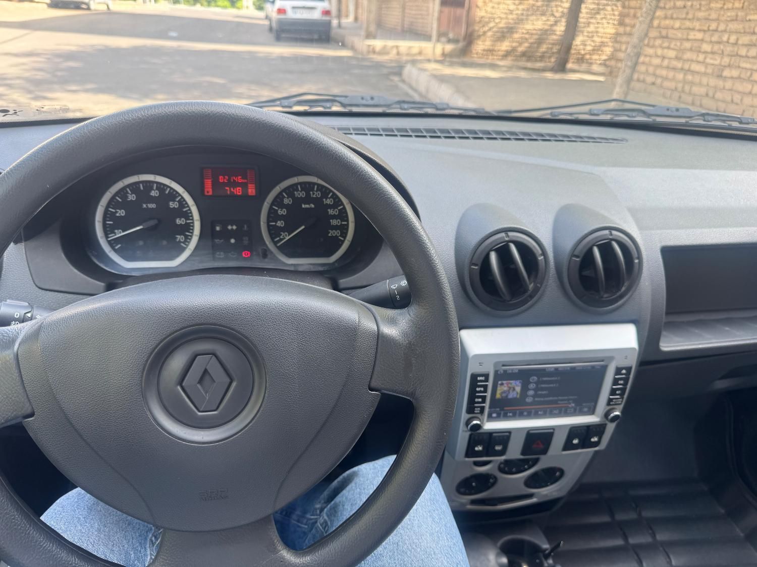 رنو تندر 90 E2 - 1392