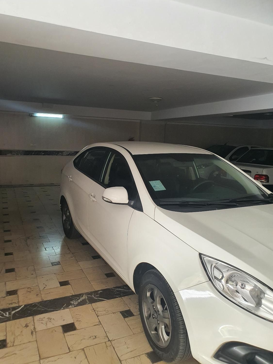 جک J4 اتوماتیک ساده - 1400