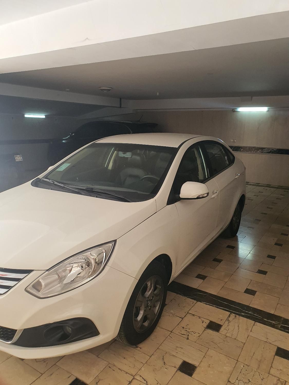 جک J4 اتوماتیک ساده - 1400