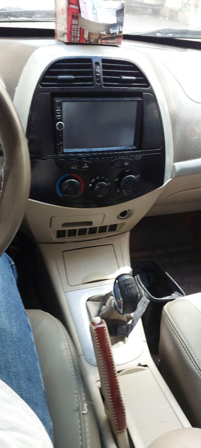 ام وی ام X33 دنده‌ای ساده - 1395